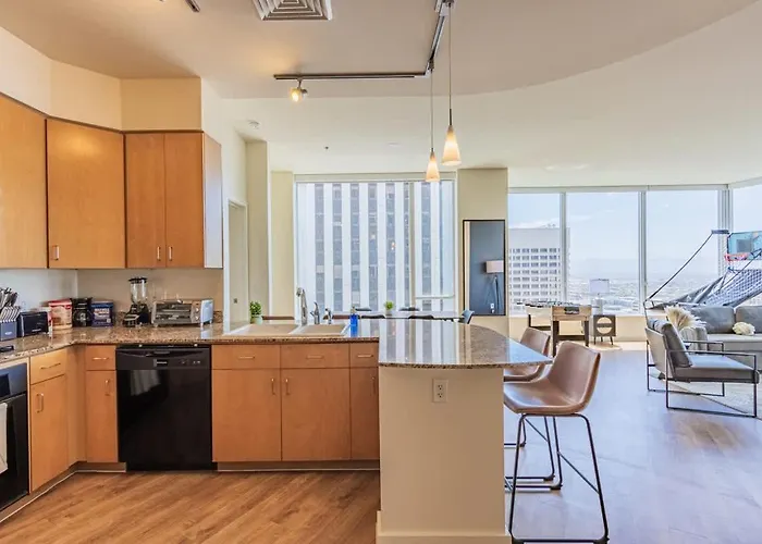 Apartamento Luxury 28th Floor High Rise, Gym, Parking, Pool, Golf Phoenix