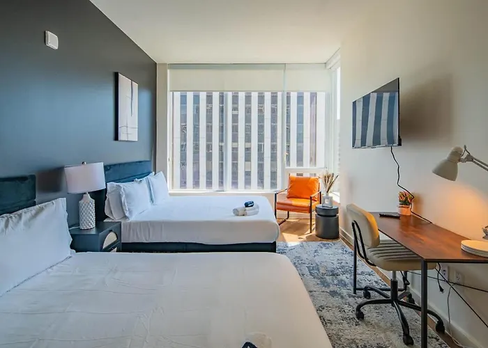 Apartamento Luxury 28th Floor High Rise, Gym, Parking, Pool, Golf
